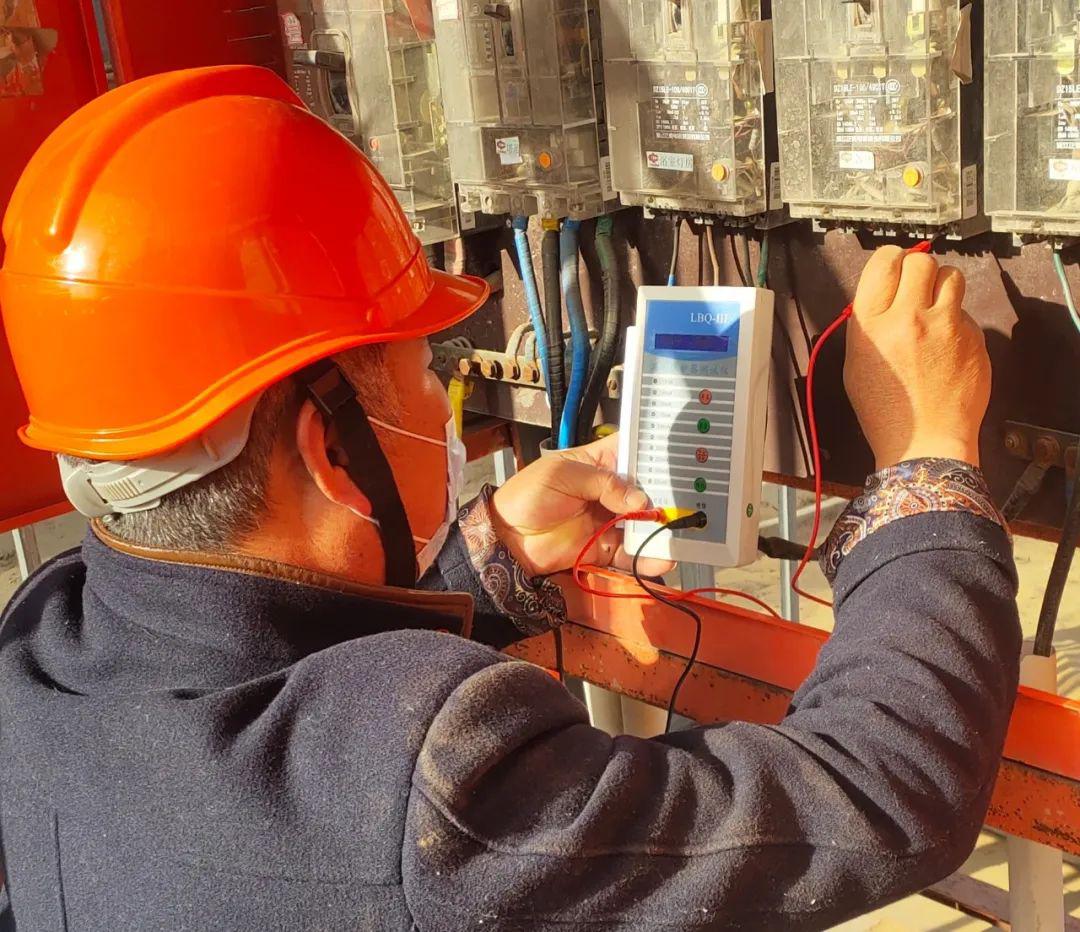第三項(xiàng)目部深入開展機(jī)電設(shè)備接地隱患大排查，筑牢安全生產(chǎn)防線